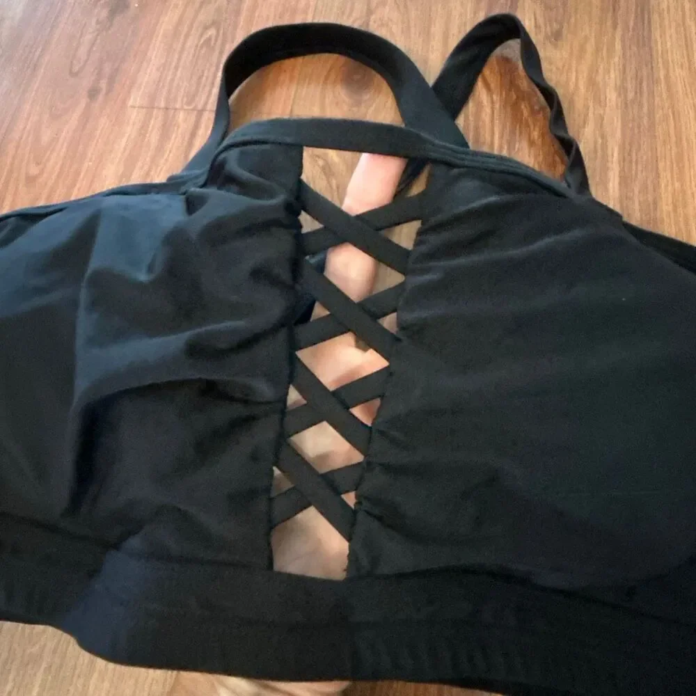 Daci nwt black